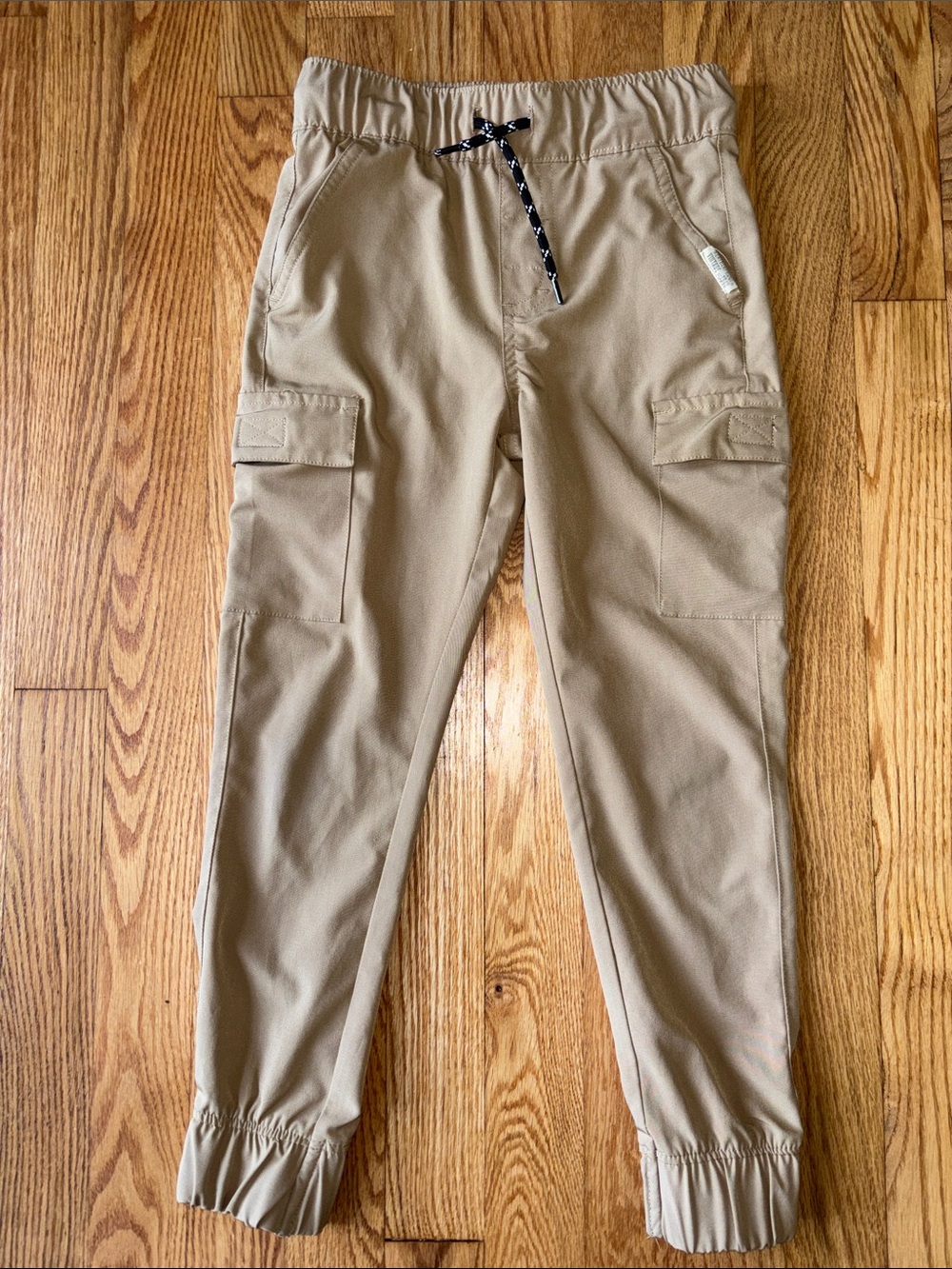 Boy’s  Weatherproof outdoor cargo pants size 6